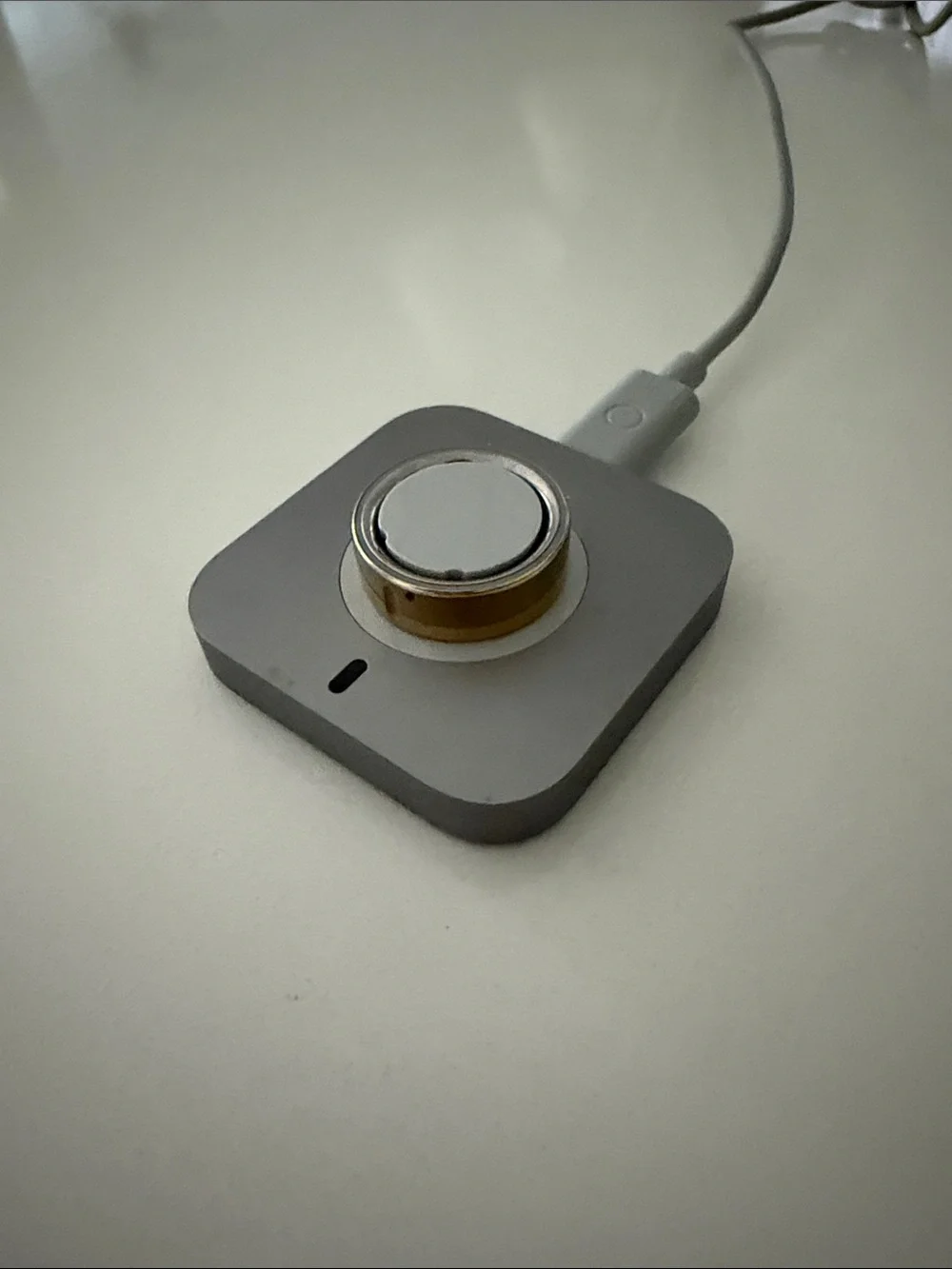 Oura Charger Dock in Gray and Silver